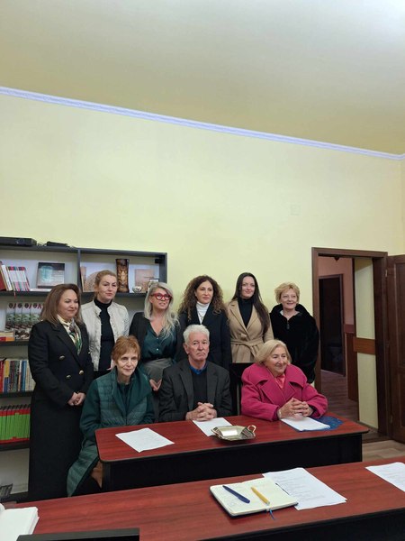 Demersul unor profesori din vestul țării. „Trebuie să avem modele de educație. Altfel, educația se degradează la nivel de societate“