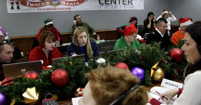Voluntarii au preluat apeluri toată noaptea FOTO Reuters