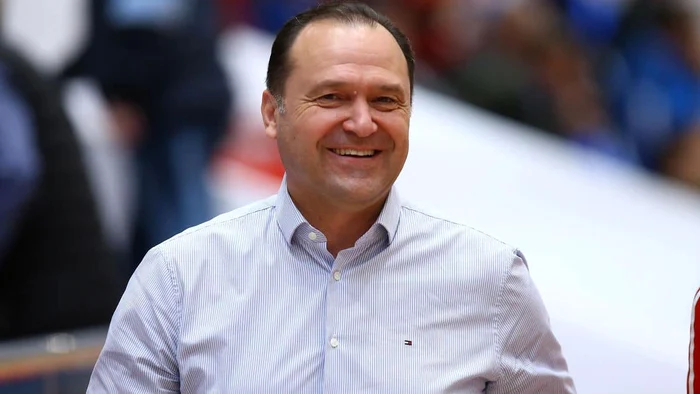 Constantin Din, fost arbitru, actualment președinte al FRH