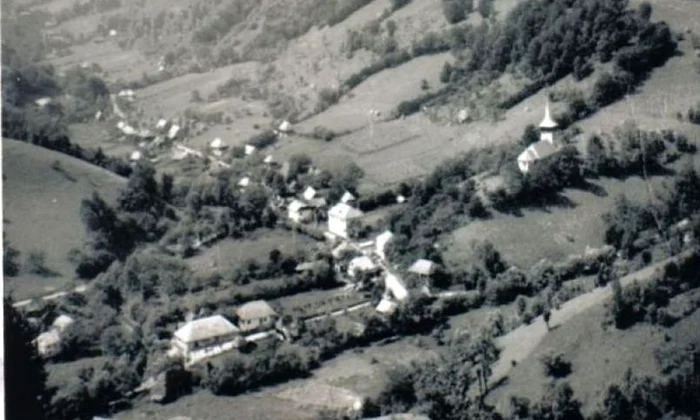 Geamăna, satul din Apuseni „furat“ de sterilul de la mina de cupru din Roşia Poieni jpeg