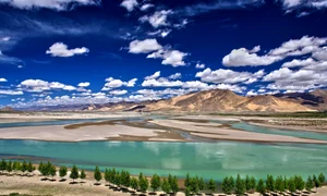 Yarlung Zangbo River wikipedia jpg