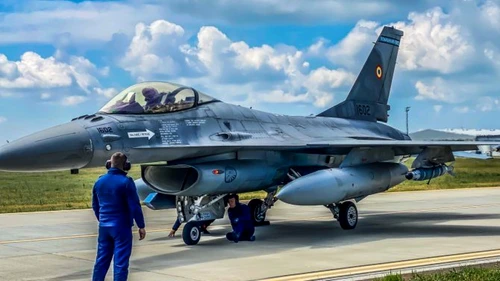 F 16 FOTO Fortele Aeriene Romane