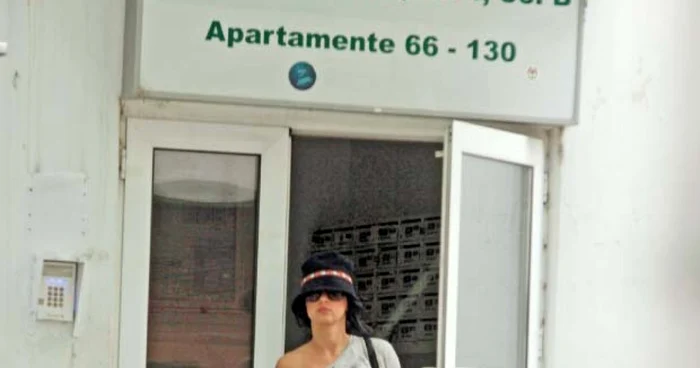 Camuflată, Lavinia a fost prinsă în capcana „Click!“
