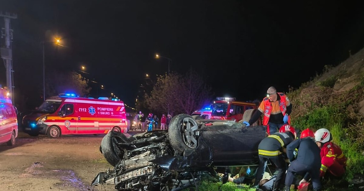 Accident tragic în Prahova: Două vieți pierdute după o coliziune devastatoare