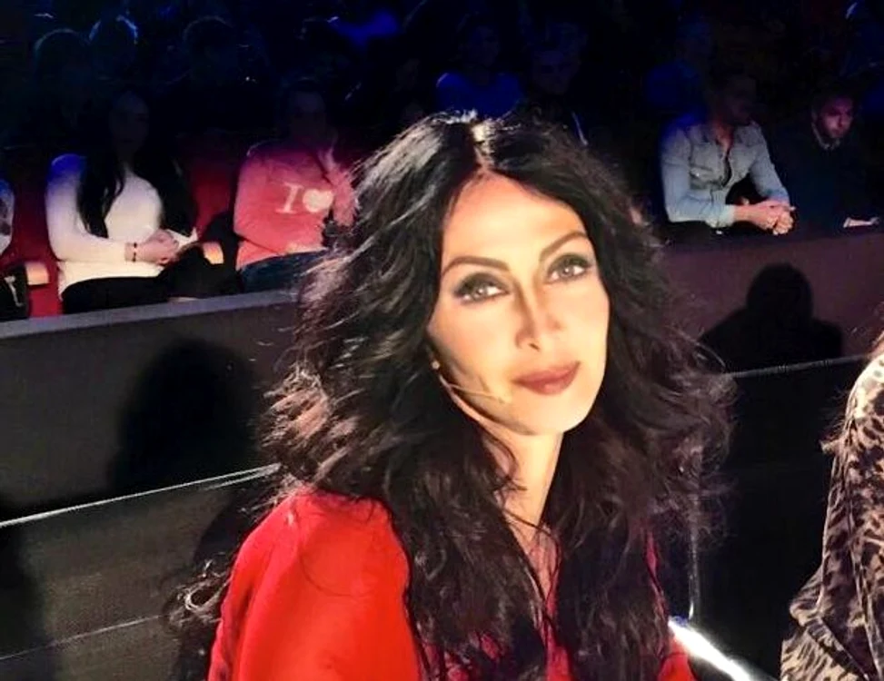 
    Mihaela Rădulescu şi-a deschis sufletul pe un site de socializareFoto: Arhiva personală  