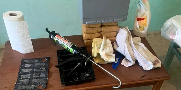 droguri si bani ridicate in urma perchezitiilor la clanul vancica foto diicot