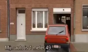garaj cel mai mic din lume jpeg