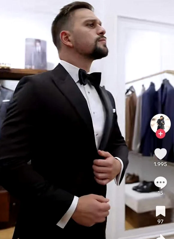 Vlad Gherman a purtat două costume la nuntă foto Instagram 