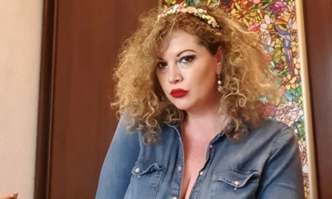 Oana Lis are probleme la cabinetul de consiliere psihilogică Sursa: Facebook 
