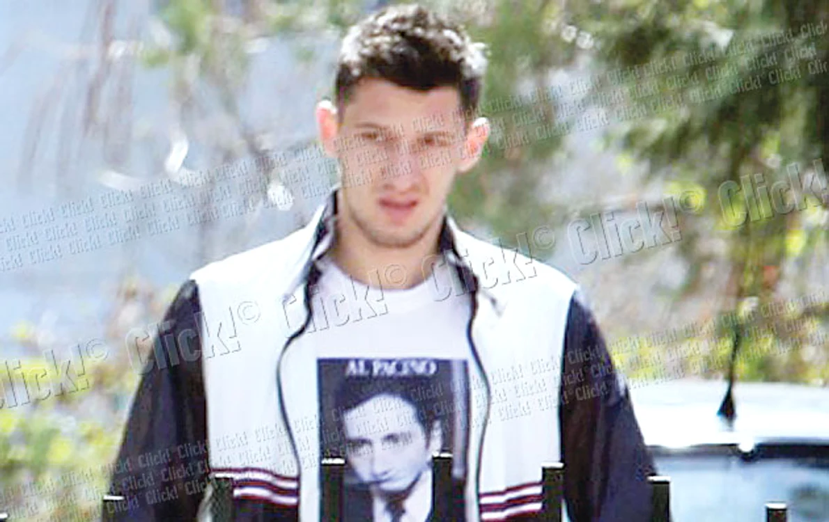 
    Mihai Costea  