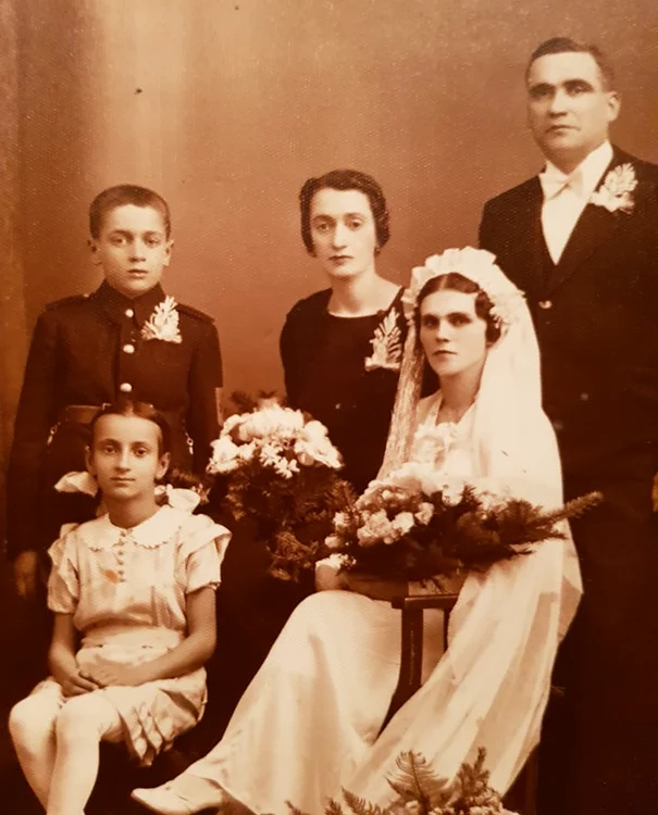 Familia Ștefănescu SURSA Orașul Meu Găești - Proiect Our Town