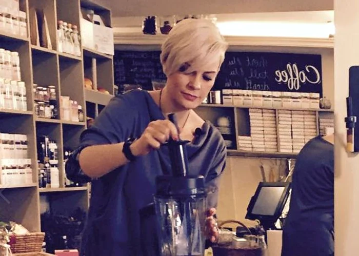 Anca Alungulesei este specialist în deserturi raw veganefoto: Arhiva Personală