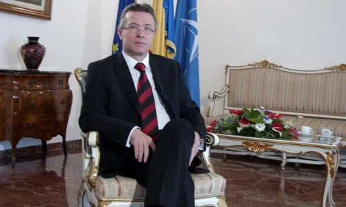 Diaconescu  Cristian sau Cristi? jpeg