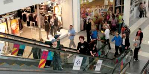 Neamţ: Comercianţii vor mall-uri ca-n Occident (CAMPANIE)