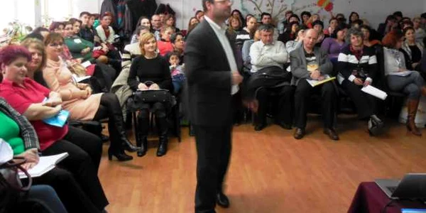 CCD Bacău relansează programul de formare continuă „Managementul proiectelor educaţionale“