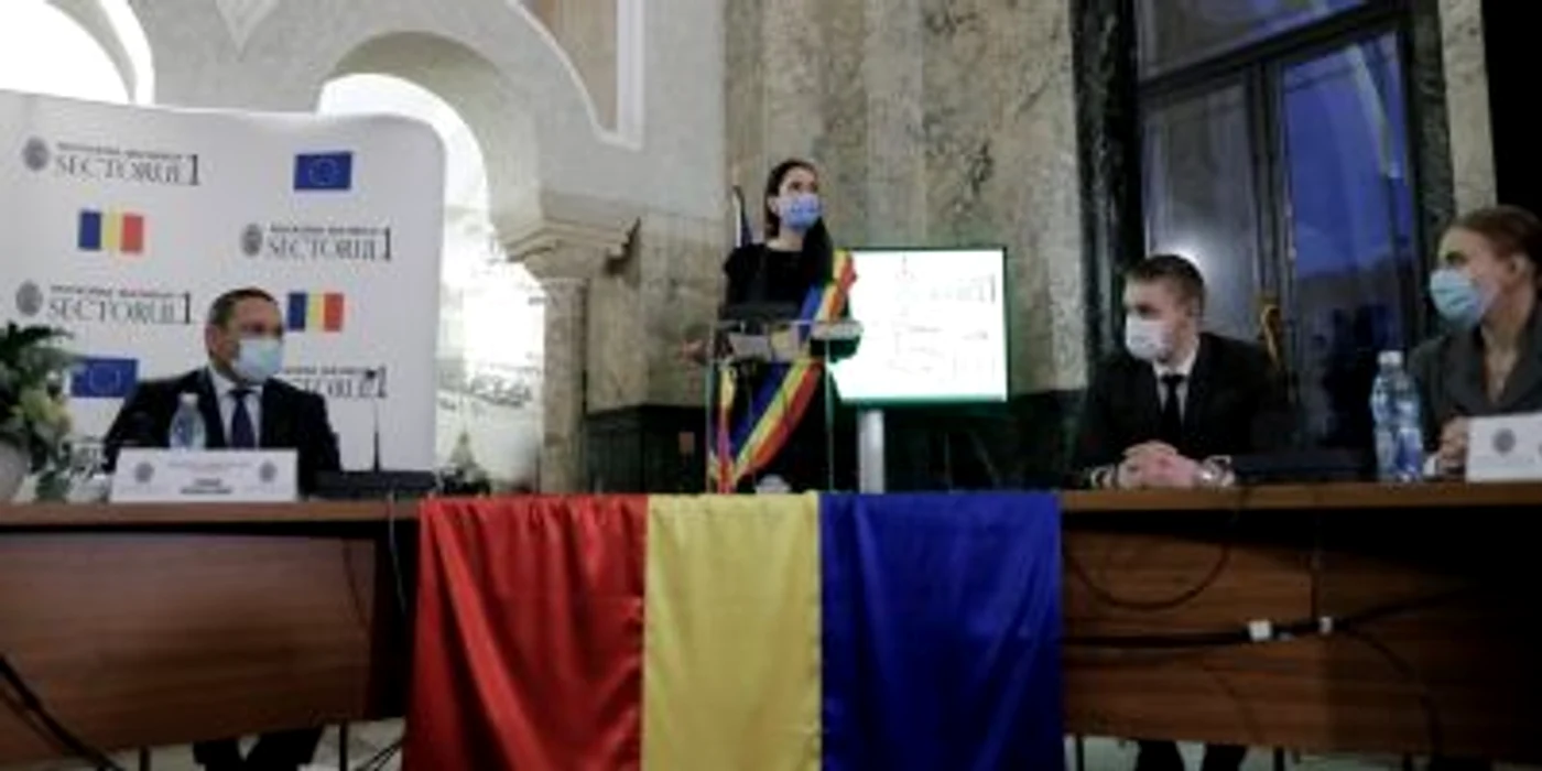 Clotilde Armand și consilierii Primăriei Sectorului 1 FOTO Arhivă