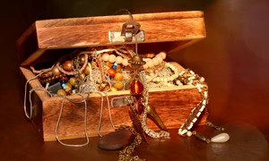 treasure chest 619868 1280 jpg