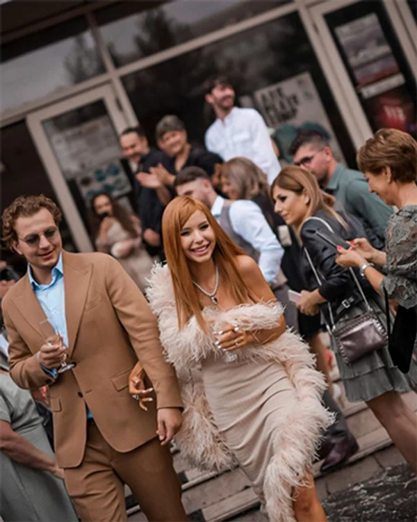 
    Carmen Grebenișan s-a căsătorit cu Alex Militaru  