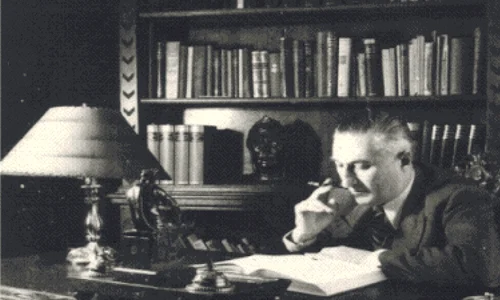 Marele chimist Costin Neniţescu gif