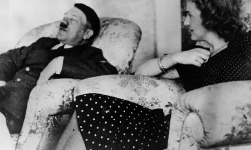 Povestea filmelor cu Adolf Hitler: cum a documentat Eva Braun viaţa privată a Fuhrerului jpeg