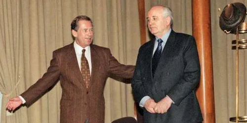 Havel împreună cu cel care a jucat un rol crucial în dispariţia comunismului: Mihail Gorbaciov