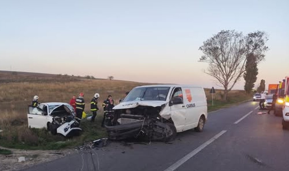Accident mortal la Iași: o femeie și-a pierdut viața, iar fiul ei a fost rănit