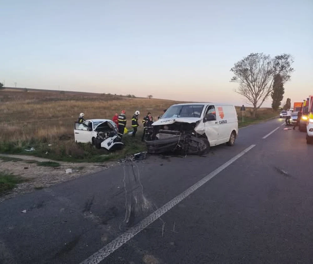 Accident mortal la Iași: o femeie și-a pierdut viața, iar fiul ei a fost rănit