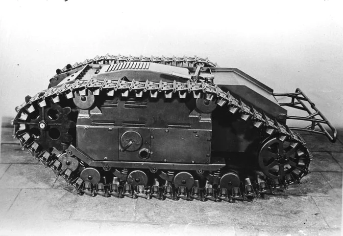 Goliat trebuia să alunece pe sub tancurile aliate FOTO: Wikipedia