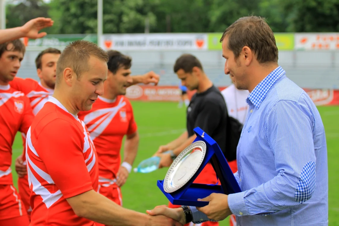 România (m) şi Moldova (f) au câştigat etapa bucureşteană a CE de rugby în 7