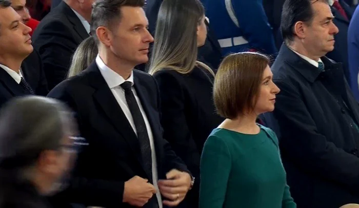 Maia Sandu participă la slujba de sfințire a picturii Catedralei Naționale. FOTO: Telegram.org