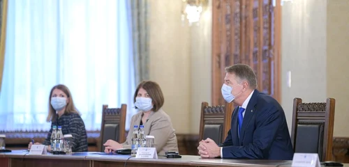 Consultări la Cotroceni. Klaus Iohannis discută cu partidele parlamentare privind majoritatea care va forma noul guvern. FOTO Predisncy.ro