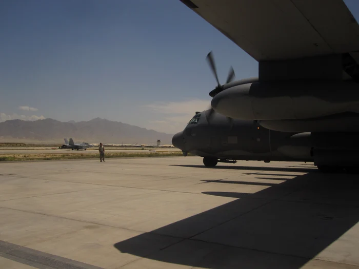 Aerodromul Bagram în 2012 FOTO SHUTTERSTOCK