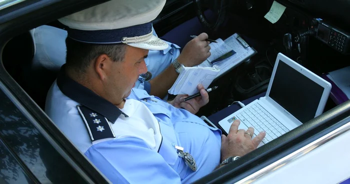 Numărul poliţiştilor-şoferi s-ar putea reduce