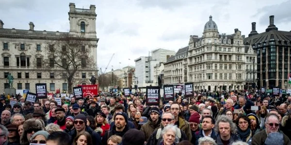 Manifestaţie la Londra pentru susţinerea lui Julian Assange FOTO AFP