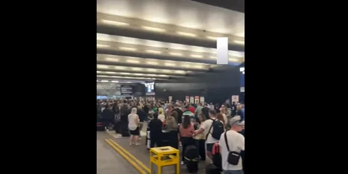 Haos pe al treilea cel mai mare aeroport din Marea Britanie. FOTO captură Sky News