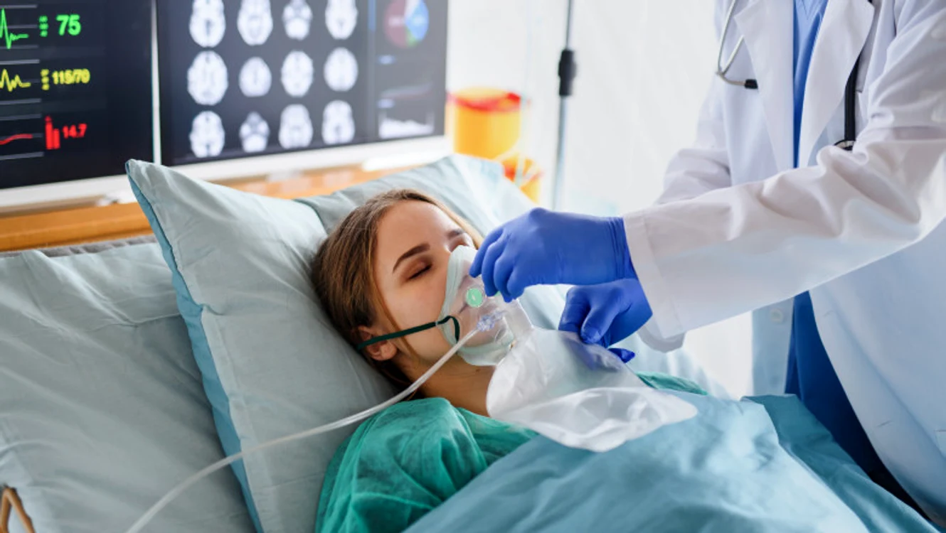 
    Și cei care au avut forme medii și severe de Covid-19 se pot vaccina împotriva virusului, pentru a-și prelungi perioada de imunitate  