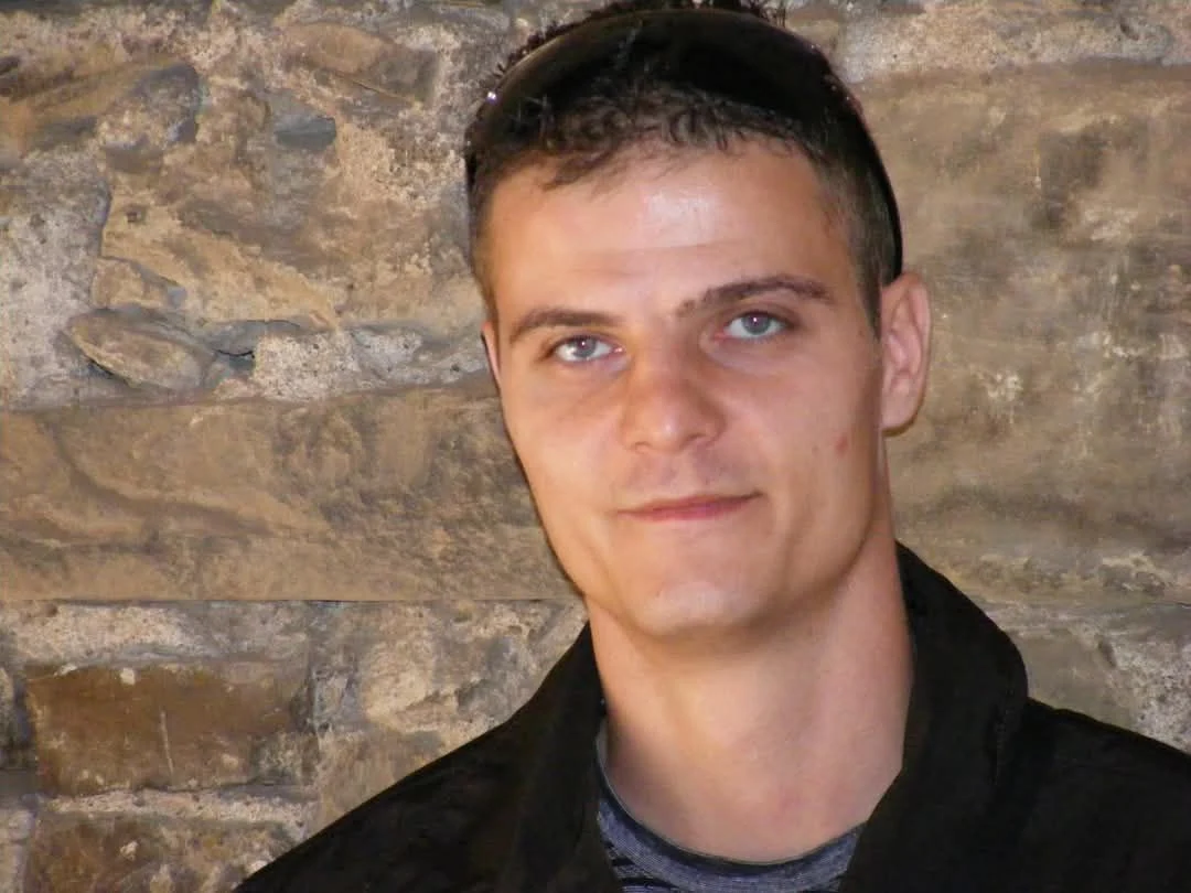 Mesajul sfâșietor al mamei bărbatului care a murit sub ochii călătorilor într-un autobuz din Sibiu: „Mi-ai luat o parte din inimă”