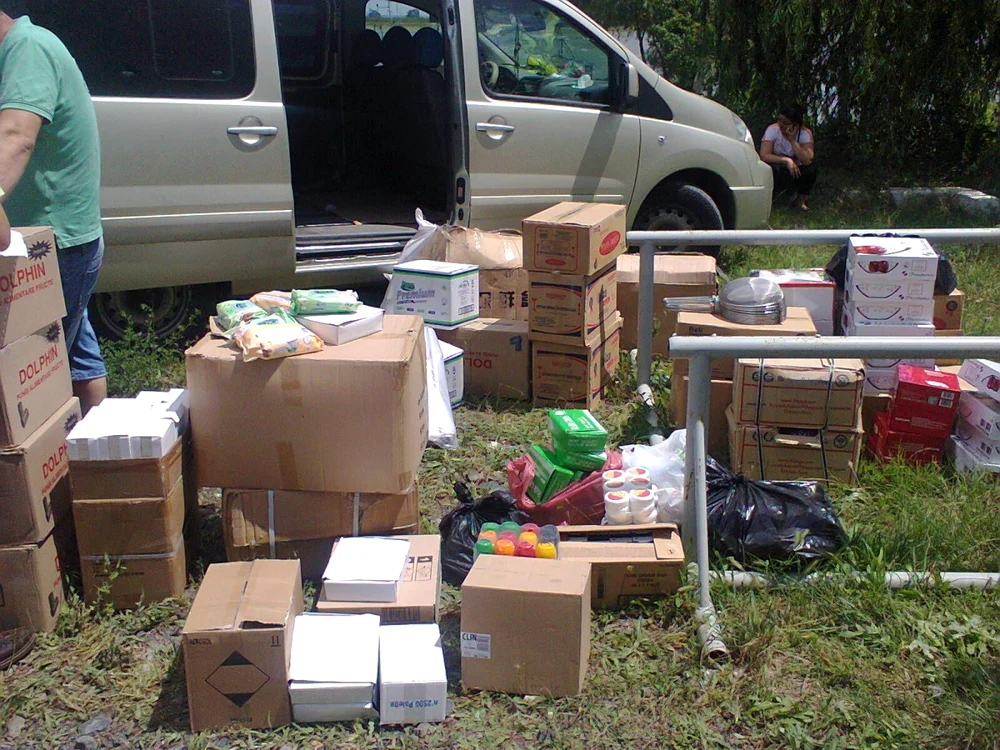 Papucii erau ambalaţi în baxuri de carton FOTO arhivă