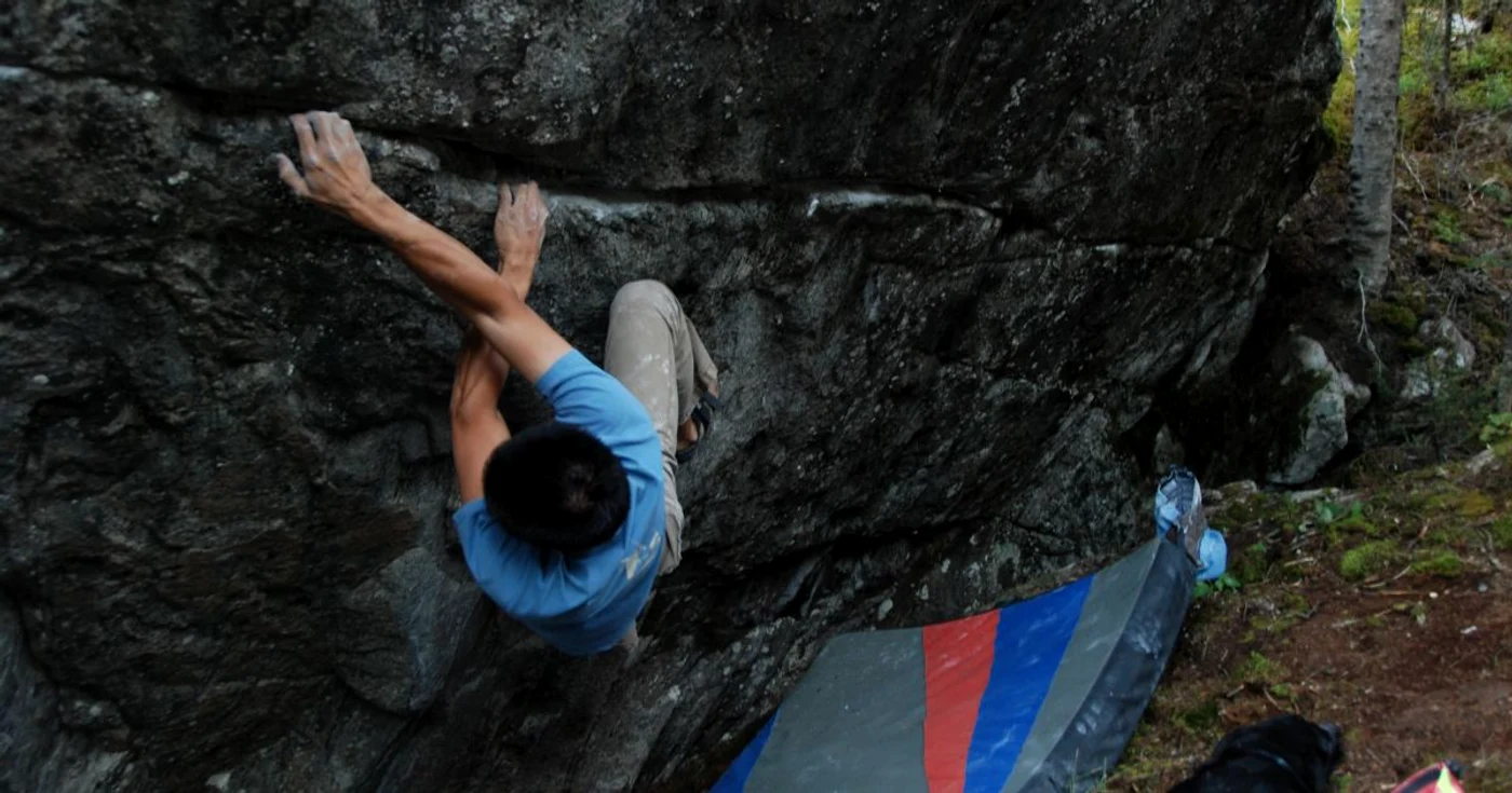 Căţărarea „boulder” este accesibilă tuturor. Foto: Adevărul
