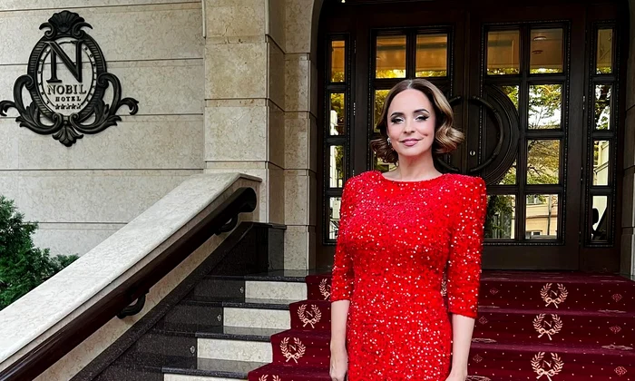Andreea Marin, lady in red la Chisinau intr o creatie Eli Laslean   Instagram (1) jpg