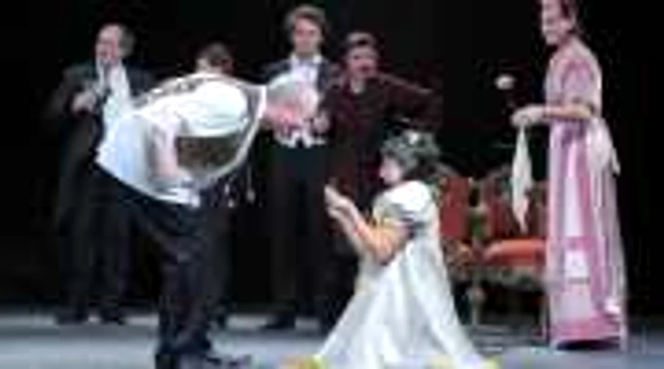 Scenă din " Suflete moarte"                                                        FOTO: Teatrul Naţional "Toma Caragiu"
