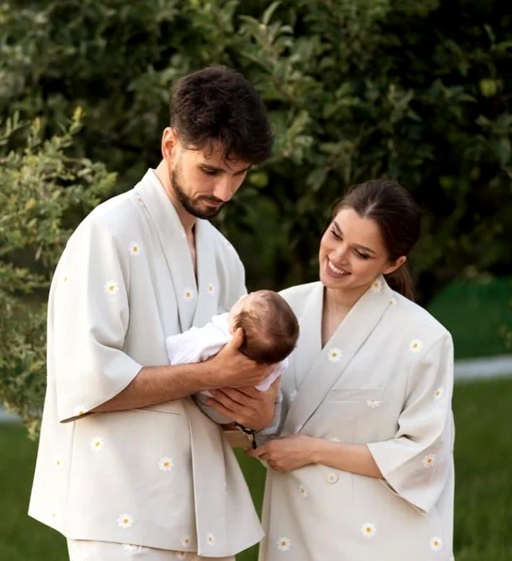 Theo Rose trece printr-o perioadă fericită din viața sa. Sursă: Facebook