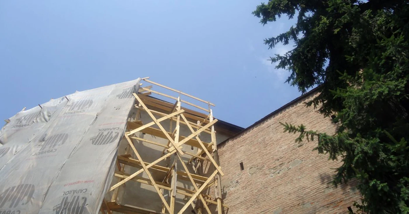 Schelele au fost deja ridicate pe strada Mihai Viteazul