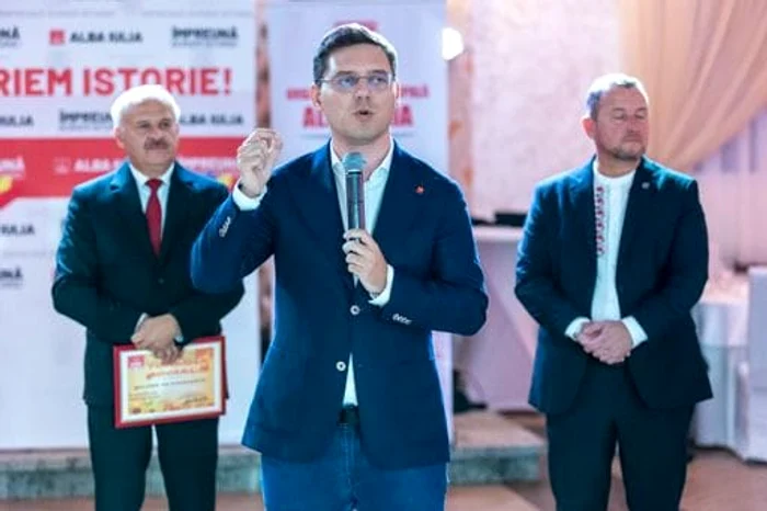 Victor Negrescu șicu cei doi parlamentari ai PSD Alba: Marcel Tuhuț și Gheorghe Matieș FOTO PSD Alba