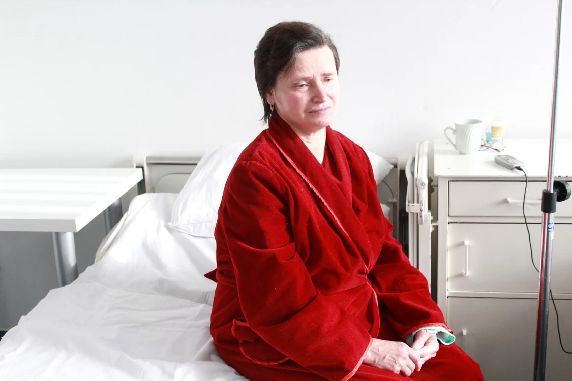Doina Lehaci (55 ani) s-a vindecat în mod miraculos de cancer în ultima fază. FOTO: Dinu ZARĂ