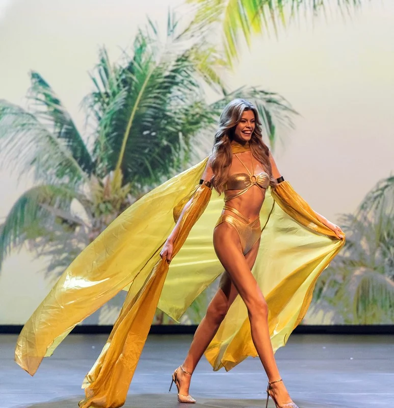 Rikkie Valerie Kollé, Instagram