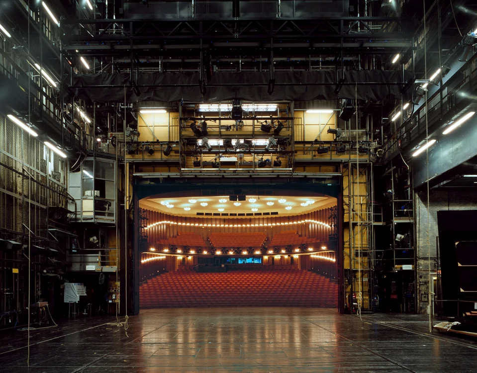 
    Teatrul Schauspielhaus din Bochum (Germania) are una dintre cele mai frumoase săli de spectacolfoto: Klaus Frahm / Amrei Heyne Gallery / amreiheyne.com  
