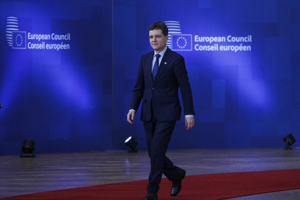 Cum poate Nicușor Dan să transforme participarea la Consiliul Pǎcii de la Washington într-un atu strategic