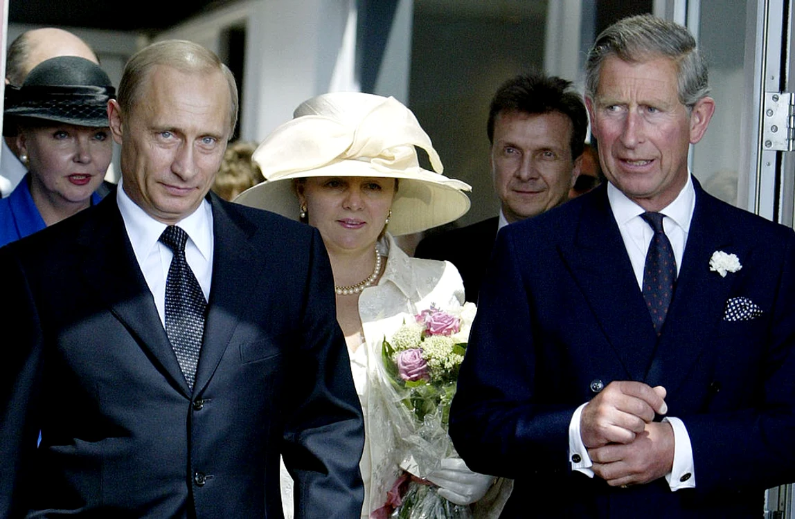 Vladimir Putin și Prințul CharlesGettyImages 2107426 jpg