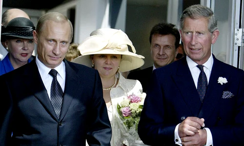 Vladimir Putin și Prințul CharlesGettyImages 2107426 jpg